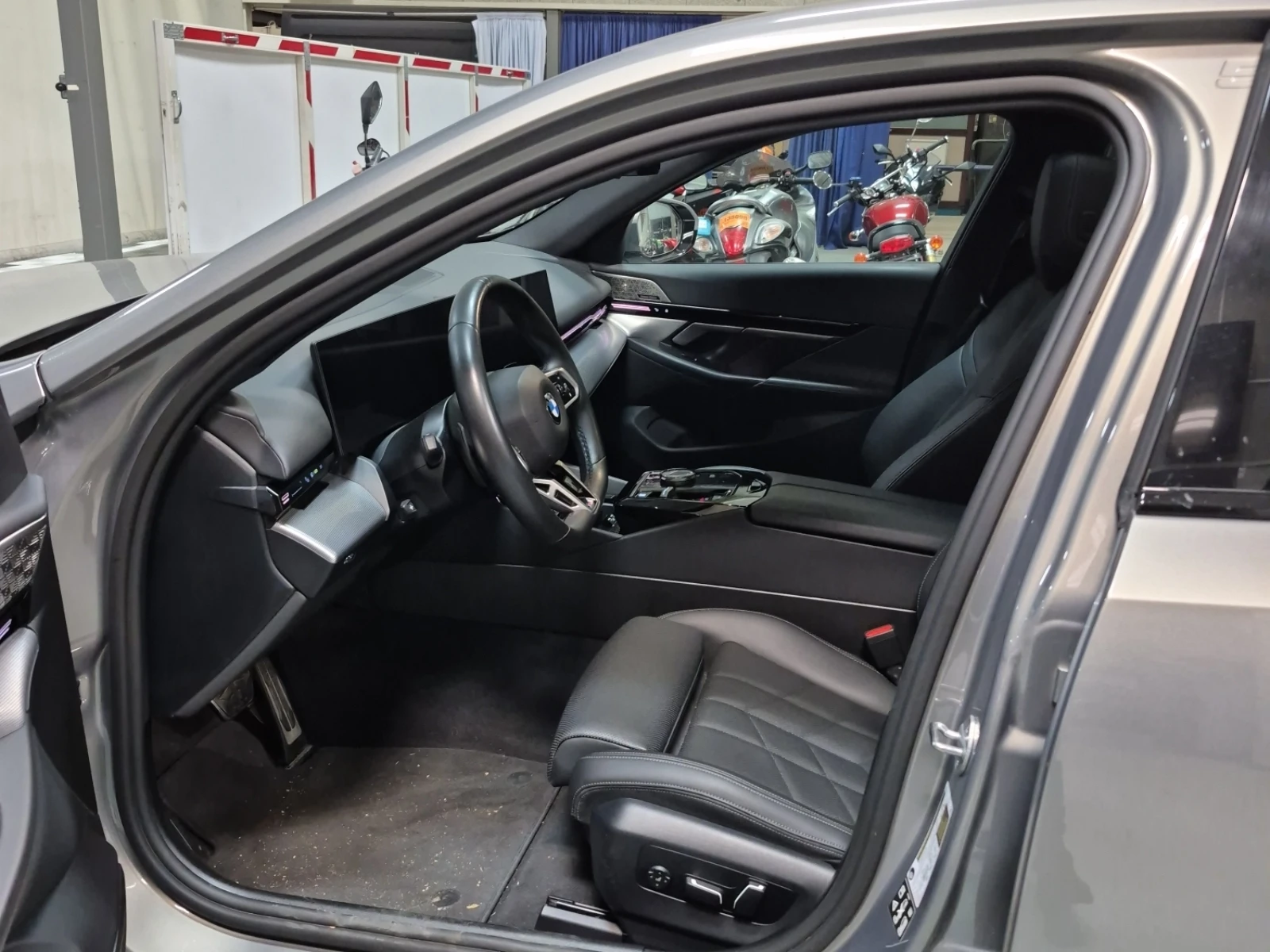 BMW 530 XDRIVE * CARFAX * БЕЗ ПЪРВОНАЧАЛНА ВНОСКА - изображение 5