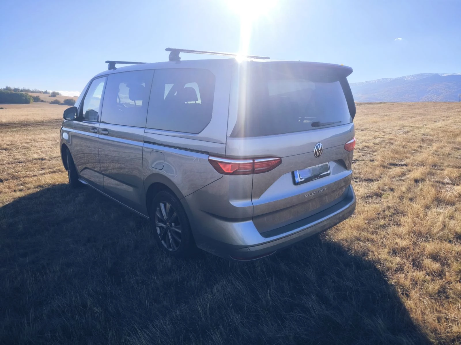 VW Multivan * 7 Местен * Панорама * Лизинг - изображение 9