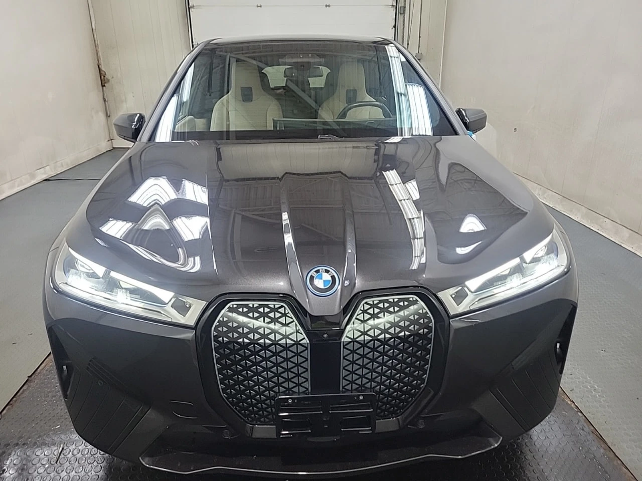 BMW iX CARFAX* АВТОФИНАНСИРАНЕ БЕЗ ПЪРВОНАЧАЛНА ВНОСКА - изображение 7