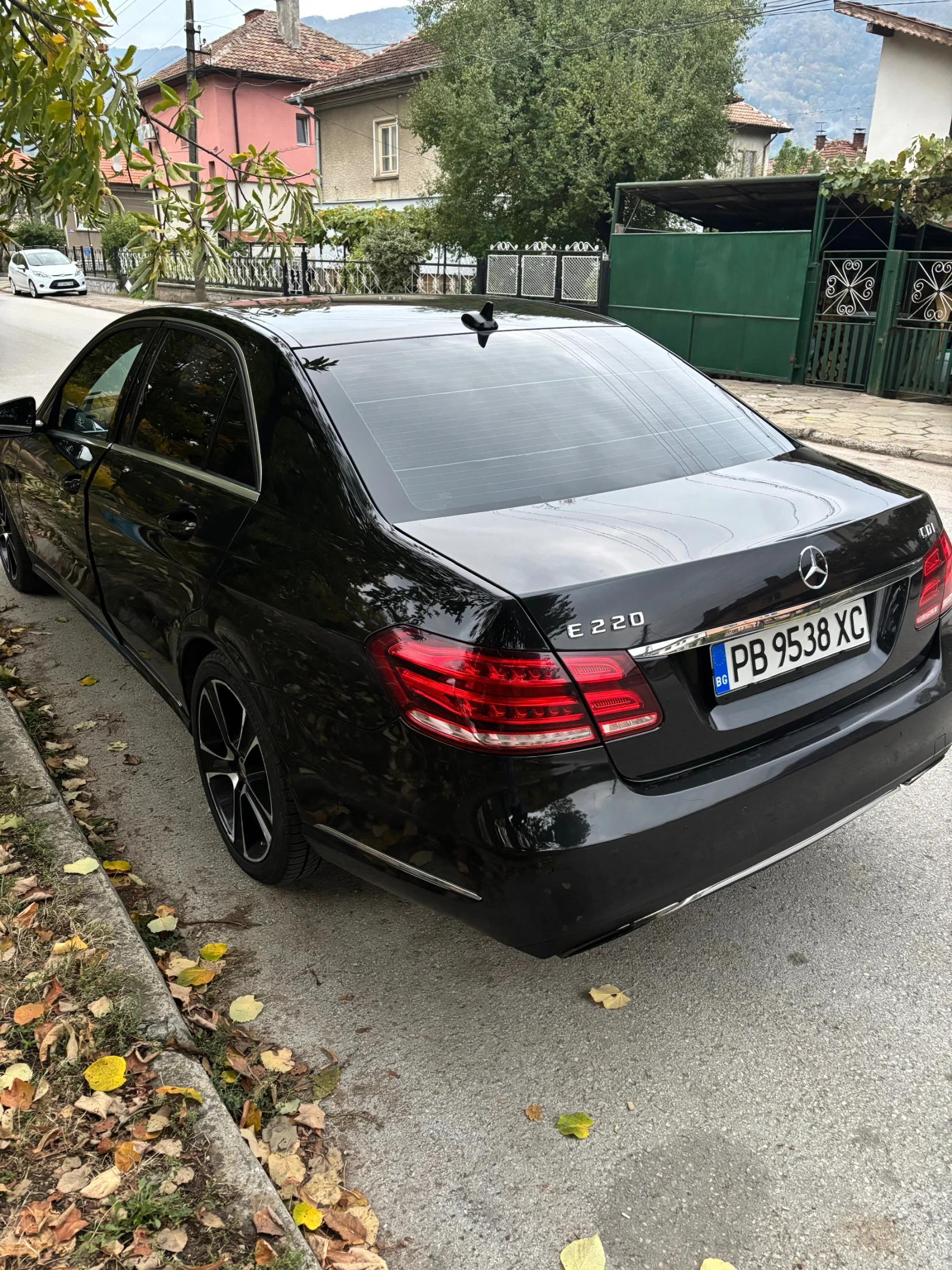 Mercedes-Benz E 200 | Mobile.bg � ����������� 3