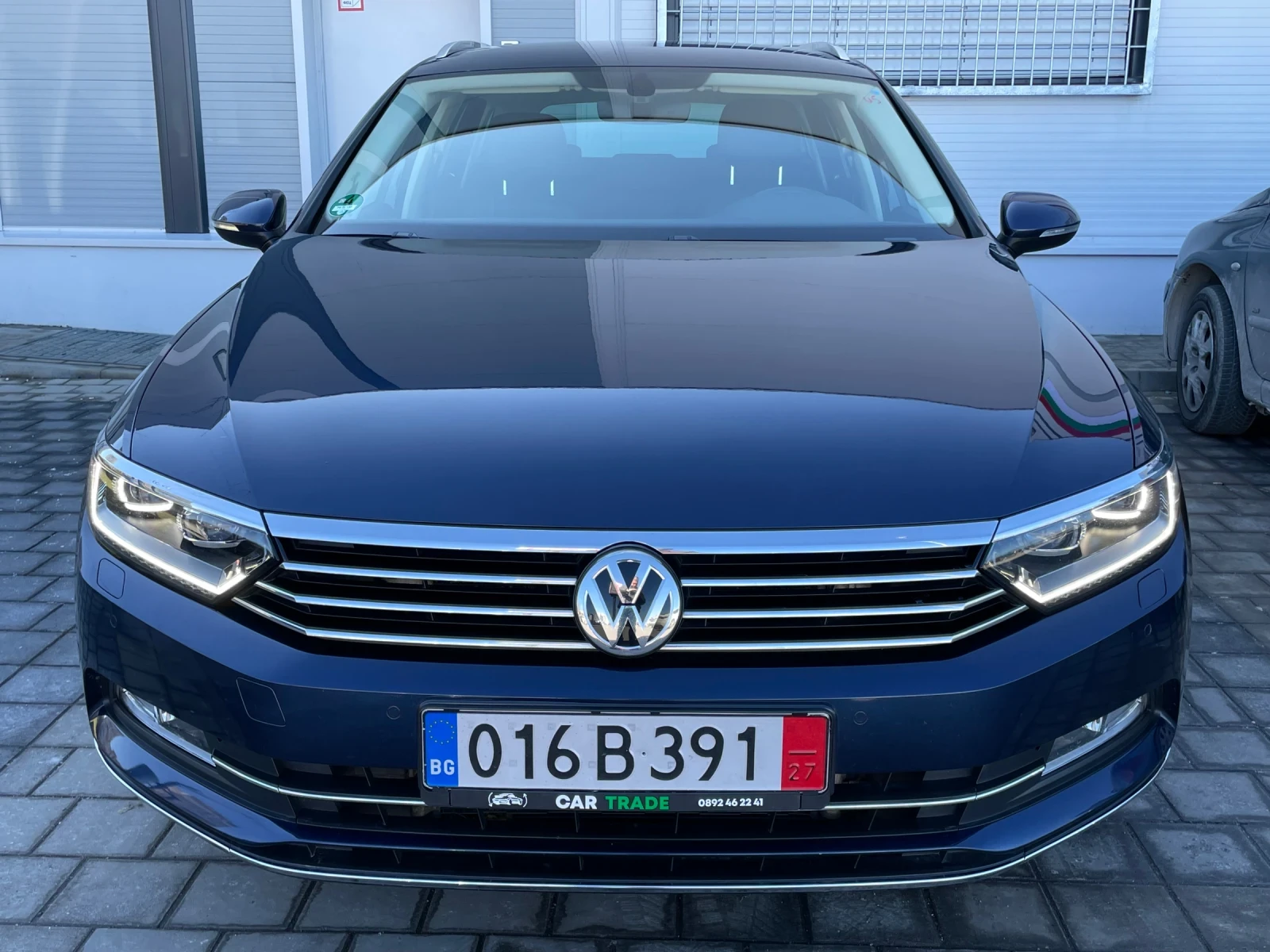 VW Passat 2.0TDI/190/HIGHLINE/FULL LED/КОЖА/DISTRONIC - изображение 2