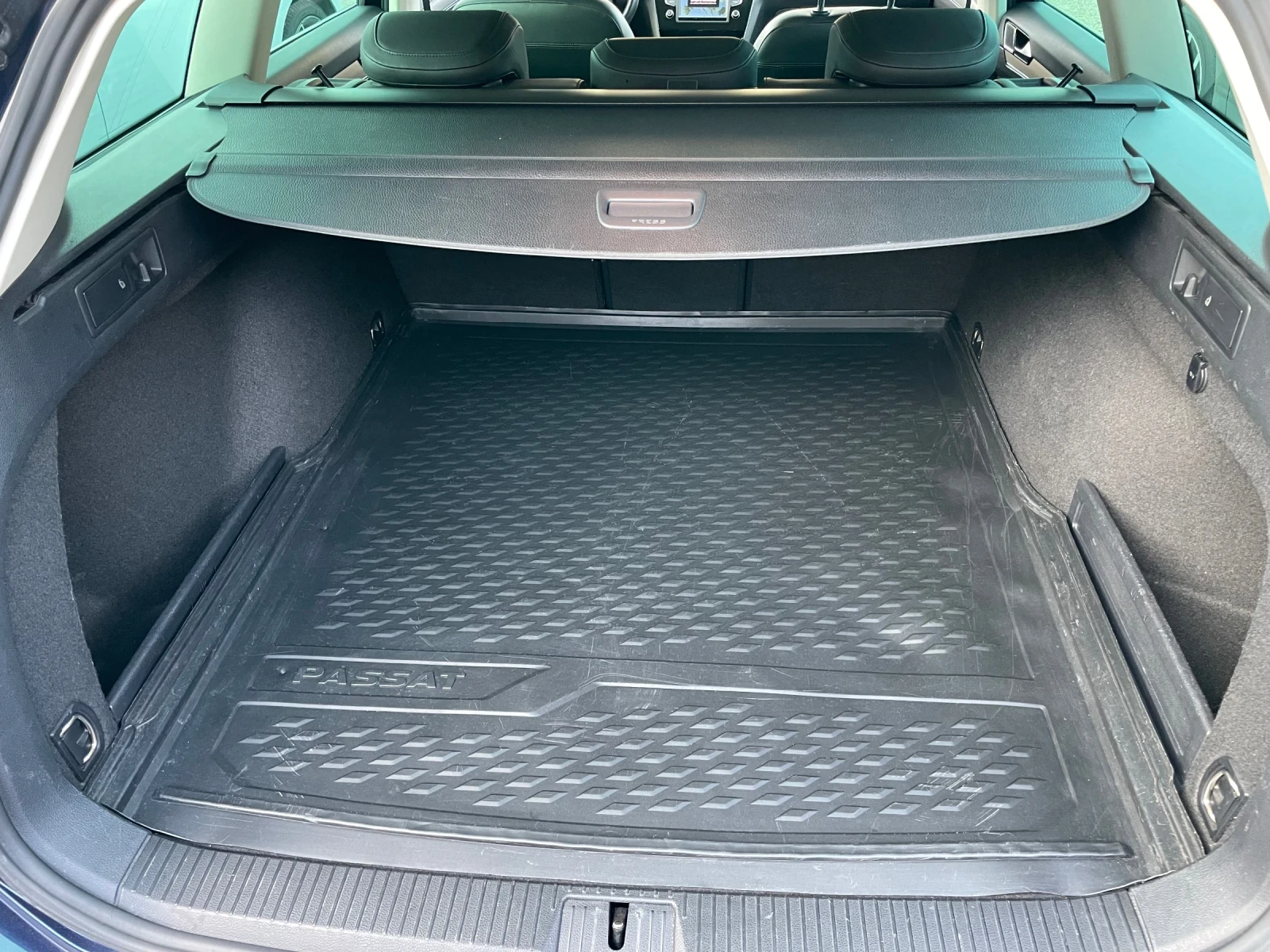 VW Passat 2.0TDI/190/HIGHLINE/FULL LED/����/DISTRONIC | Mobile.bg � ����������� 12