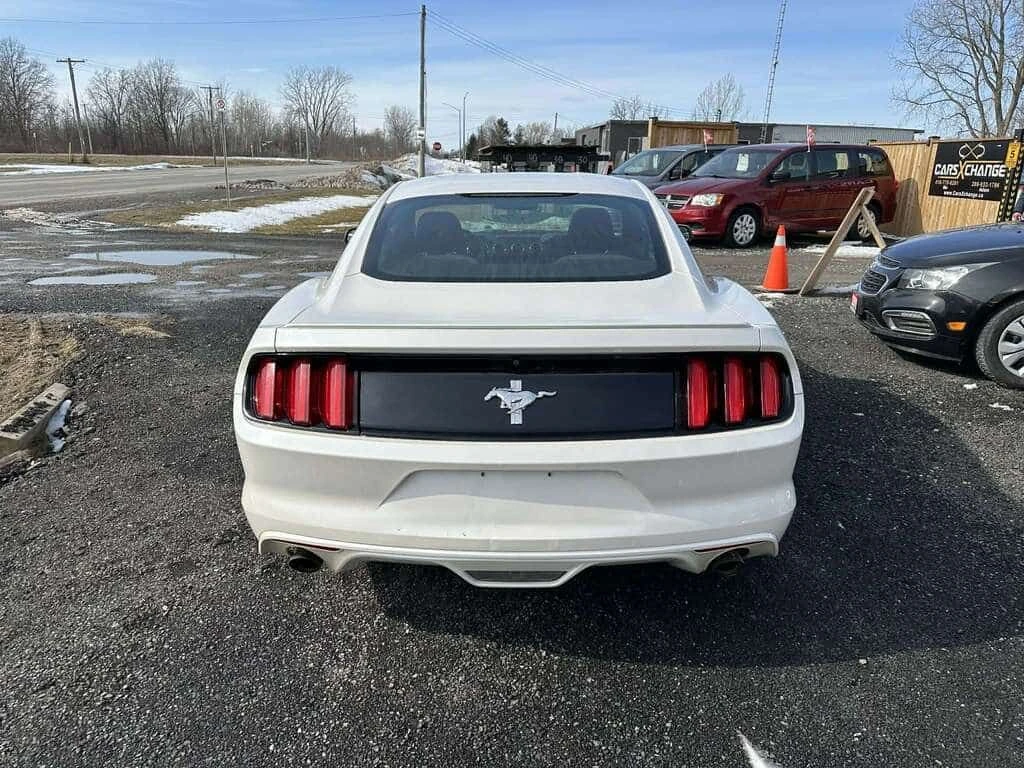 Ford Mustang * 3.7L V6 Clean Carfax Certify & Warranty Included | Mobile.bg � ����������� 4
