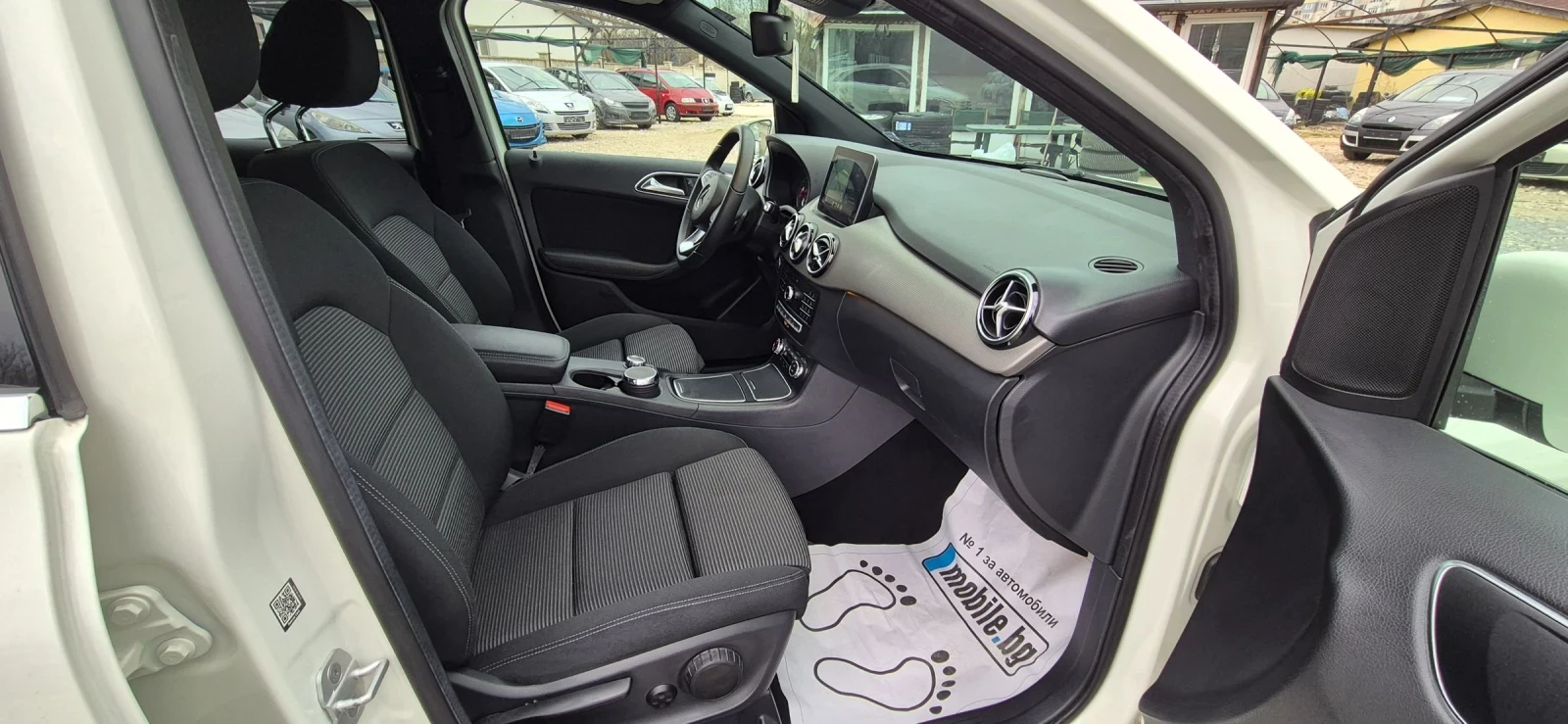 Mercedes-Benz B 250 250E, снимка 14 - Автомобили и джипове - 53865024