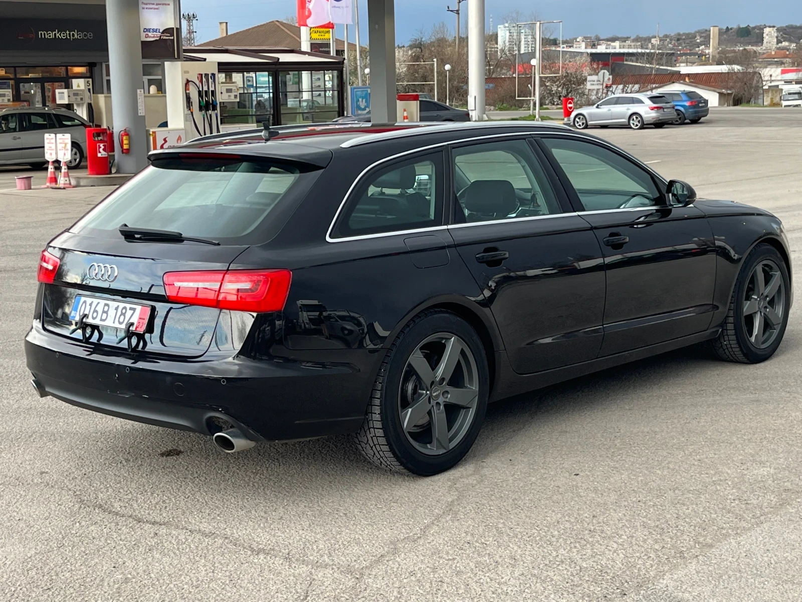 Audi A6 3.0 TDI* QUATRO* FULL, снимка 3 - Автомобили и джипове - 54029310