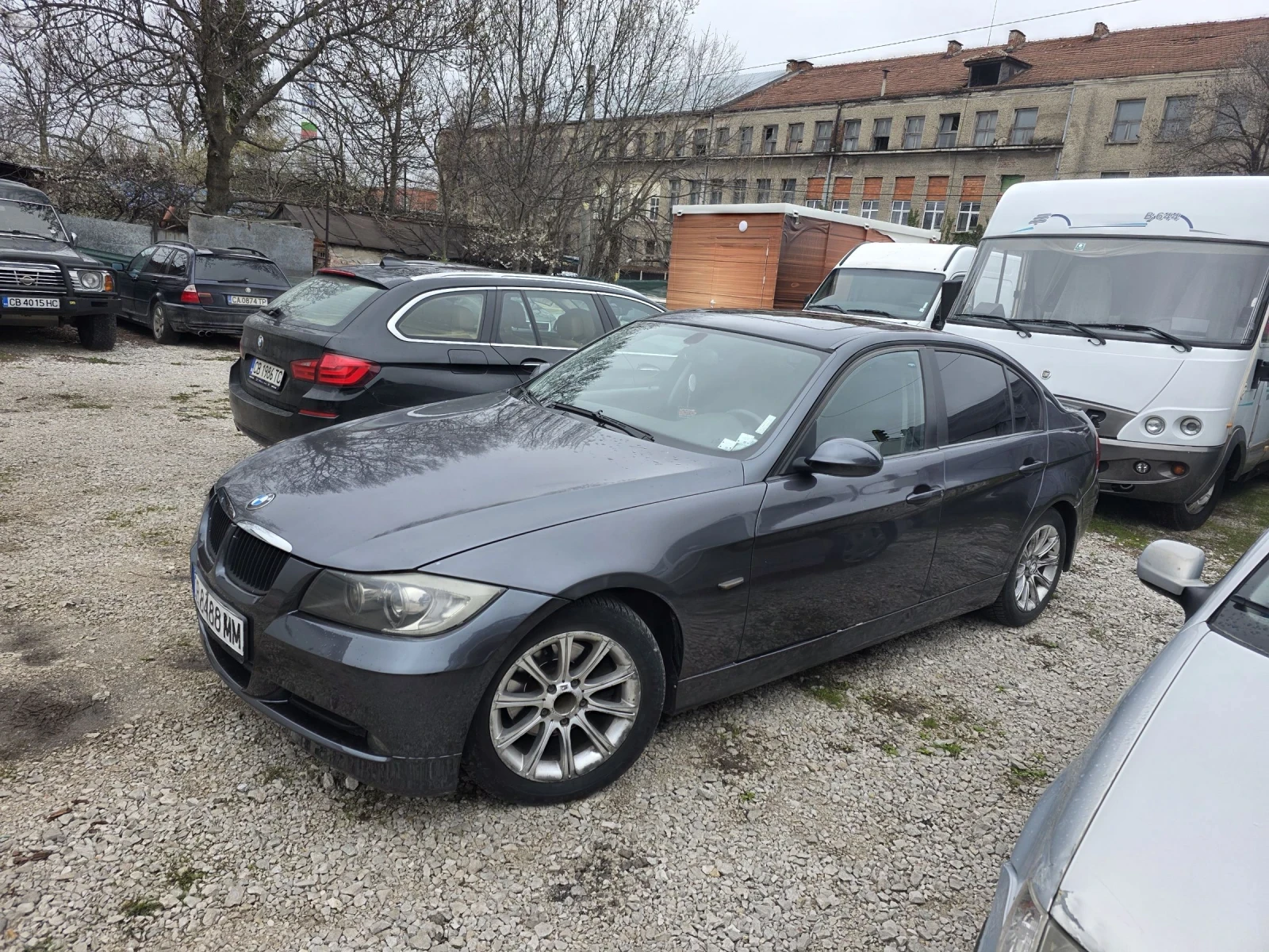 BMW 320, снимка 9 - Автомобили и джипове - 54029255