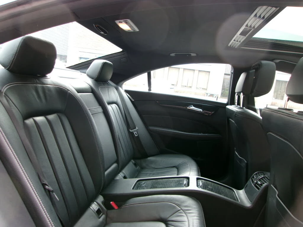 Mercedes-Benz CLS 400 4MATIC* AMG* FACELIFT* ПОДГРЕВ* КАМЕРА* ШИБИДАХ, снимка 14 - Автомобили и джипове - 54108819