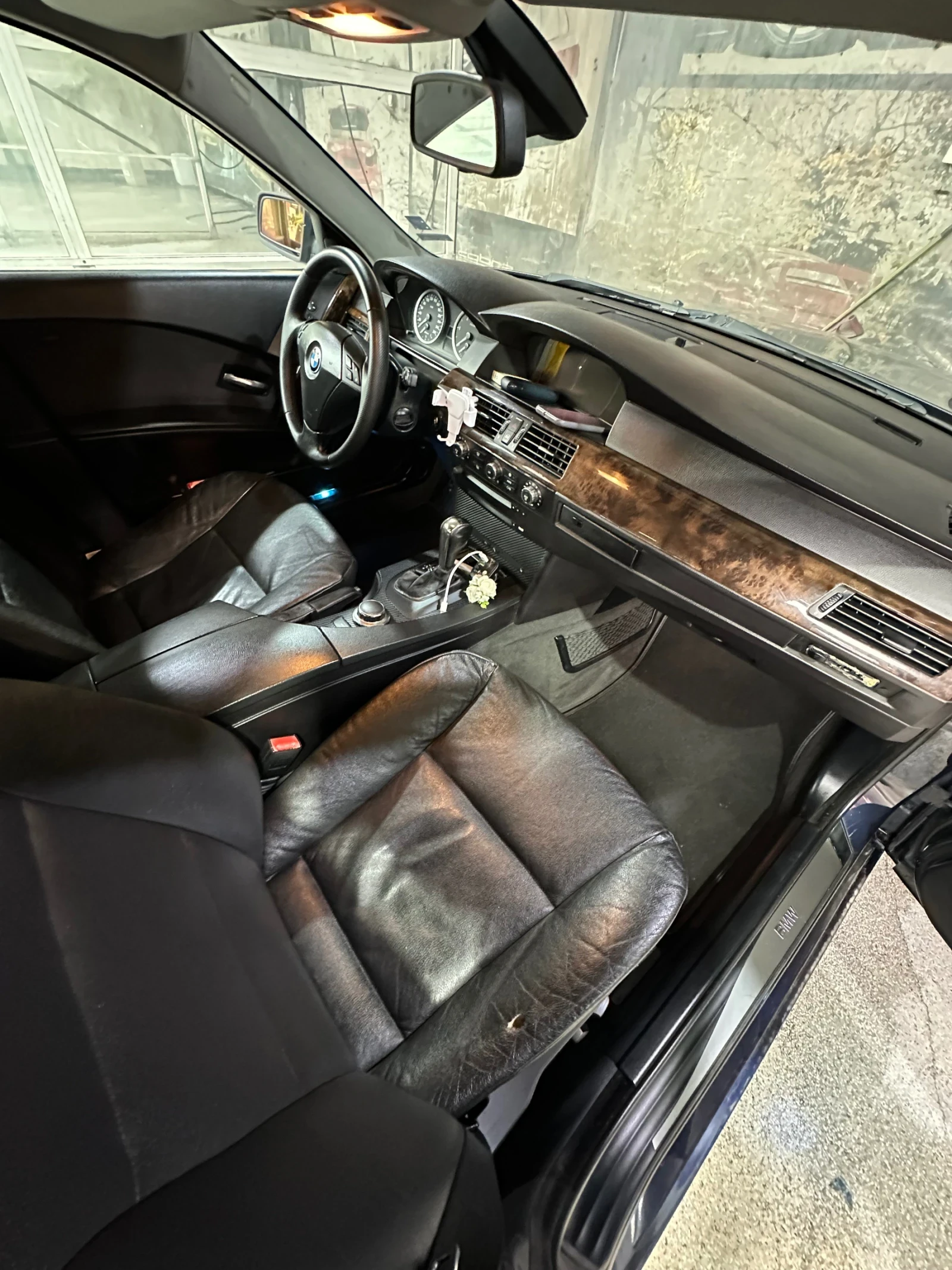 BMW 530 E60, снимка 8 - Автомобили и джипове - 54345517