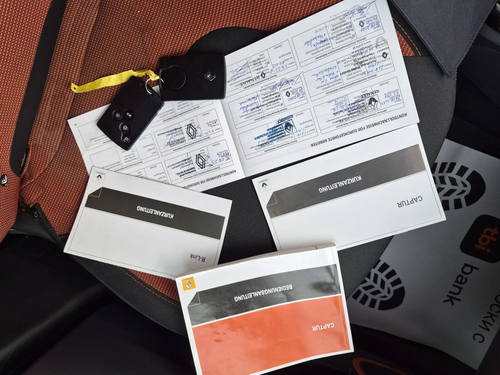 Renault Captur АВТОМАТИК, снимка 10 - Автомобили и джипове - 54386043