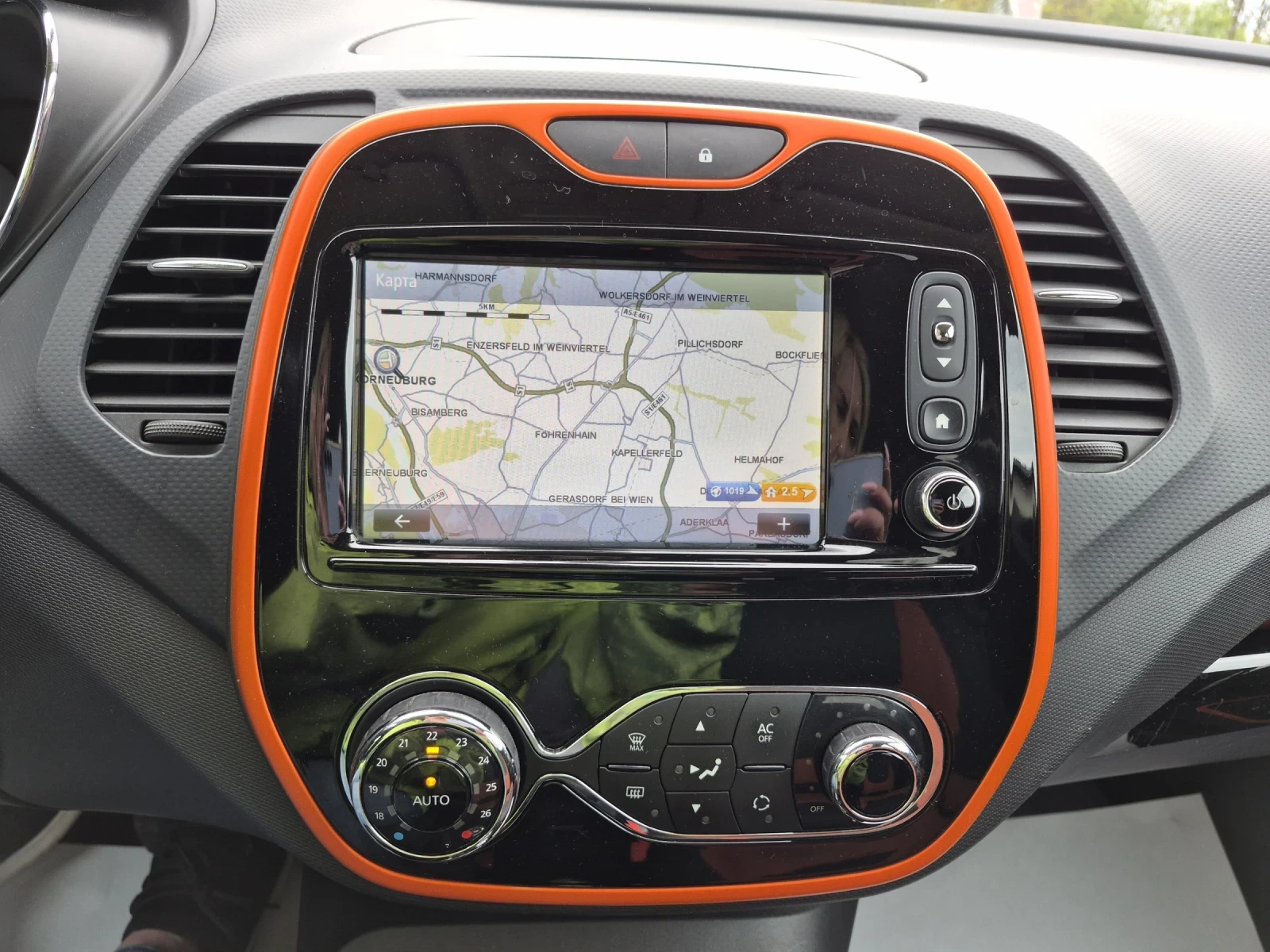 Renault Captur АВТОМАТИК, снимка 11 - Автомобили и джипове - 54386043