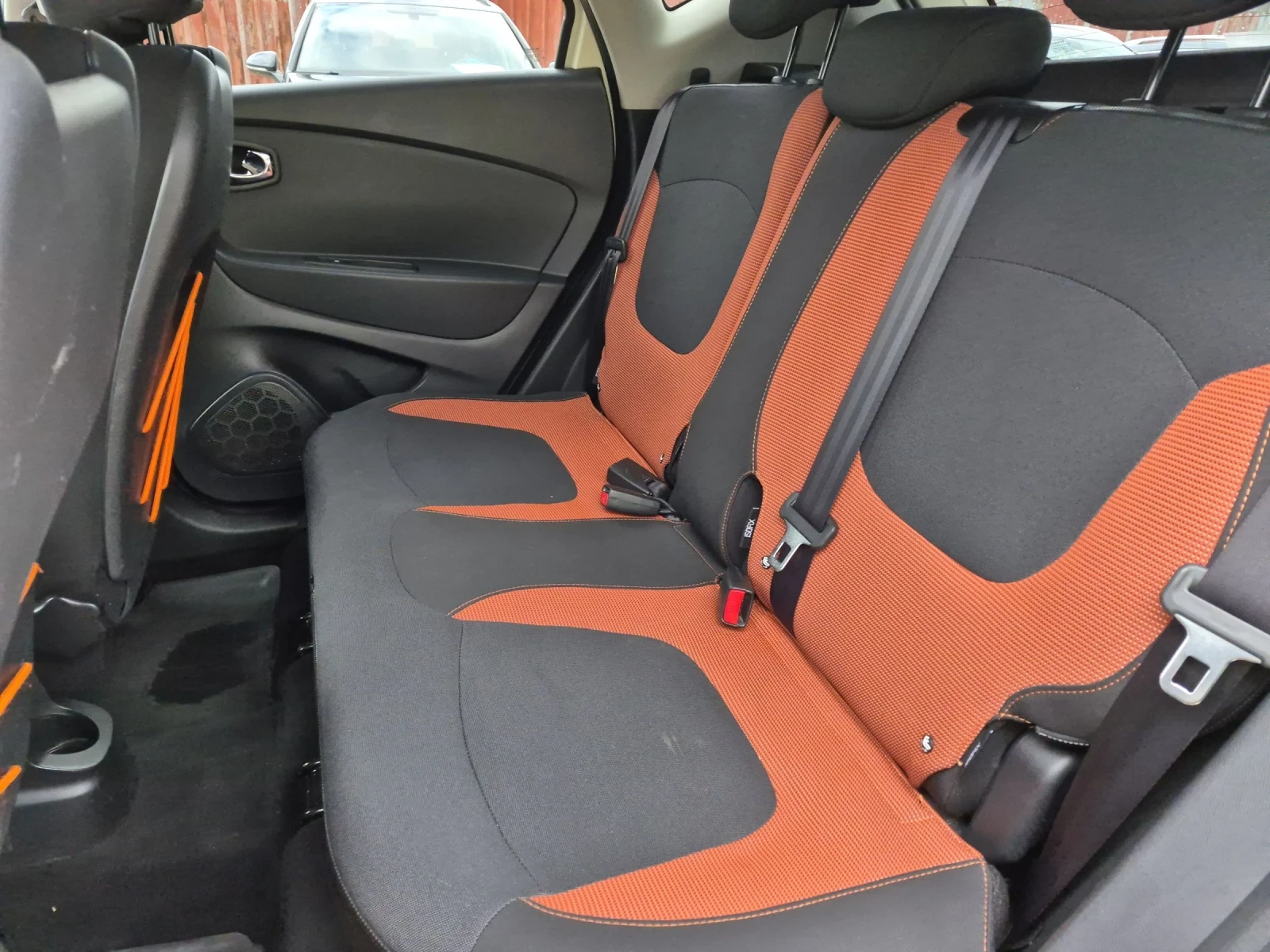 Renault Captur АВТОМАТИК, снимка 14 - Автомобили и джипове - 54386043