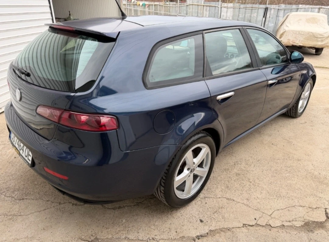 Alfa Romeo 159 sportwagon 1, 9 150 16V , снимка 6 - Автомобили и джипове - 55126648