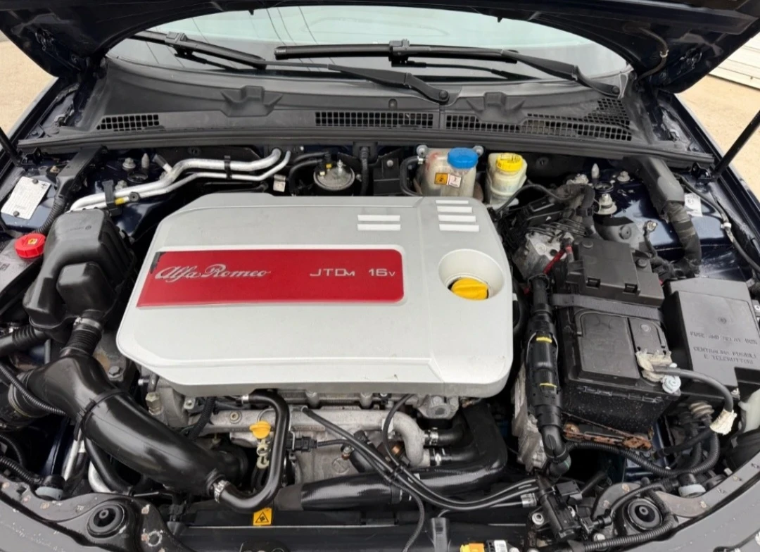 Alfa Romeo 159 sportwagon 1, 9 150 16V , снимка 9 - Автомобили и джипове - 55126648