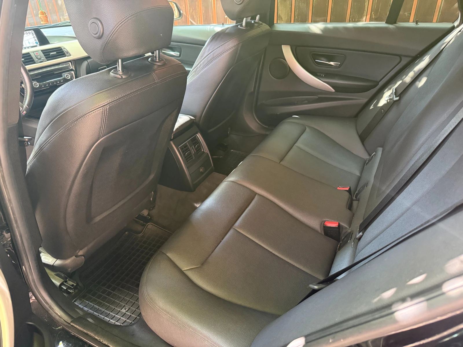 BMW 318, снимка 7 - Автомобили и джипове - 55338589
