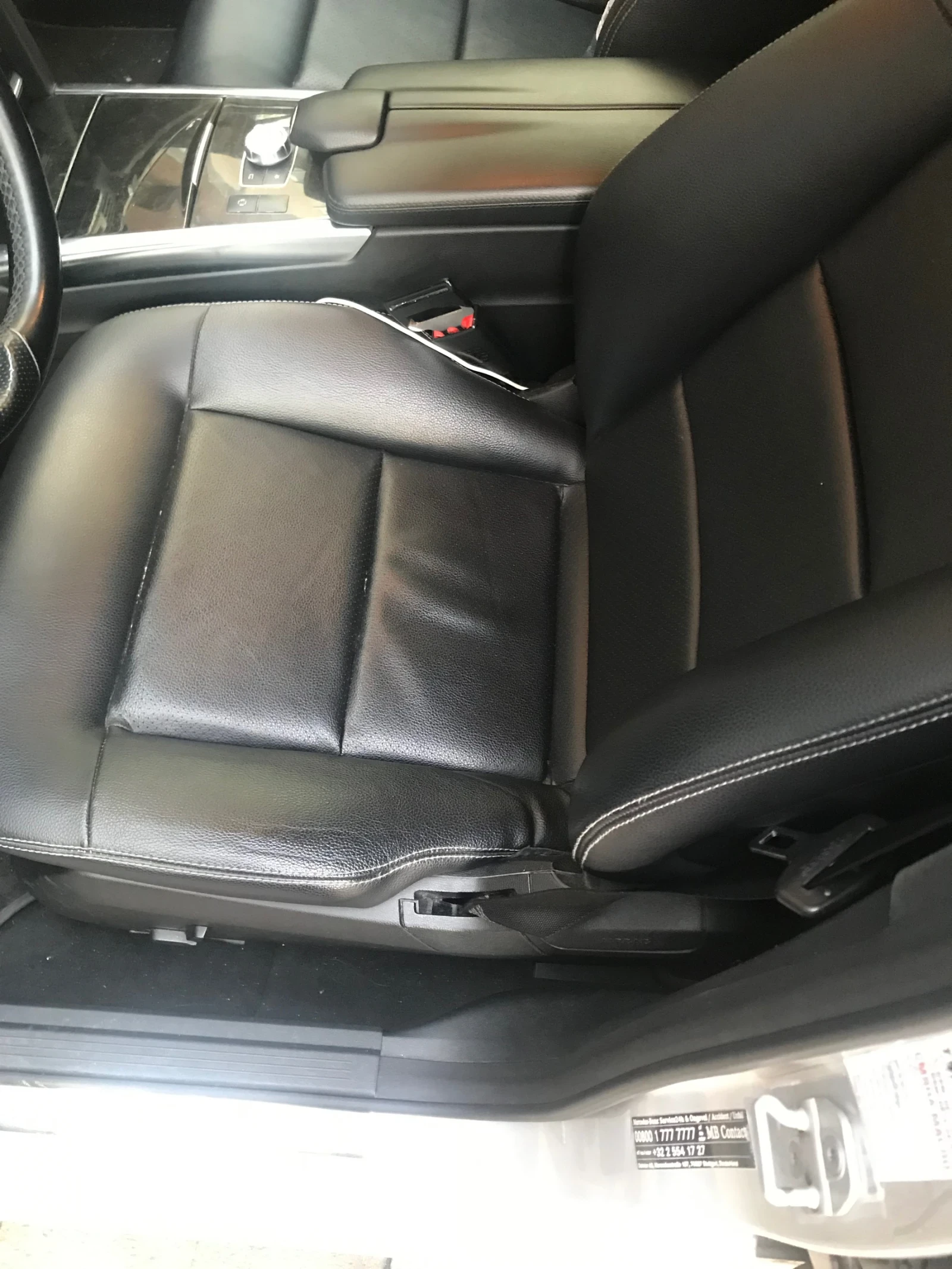 Mercedes-Benz E 220, снимка 9 - Автомобили и джипове - 55340166