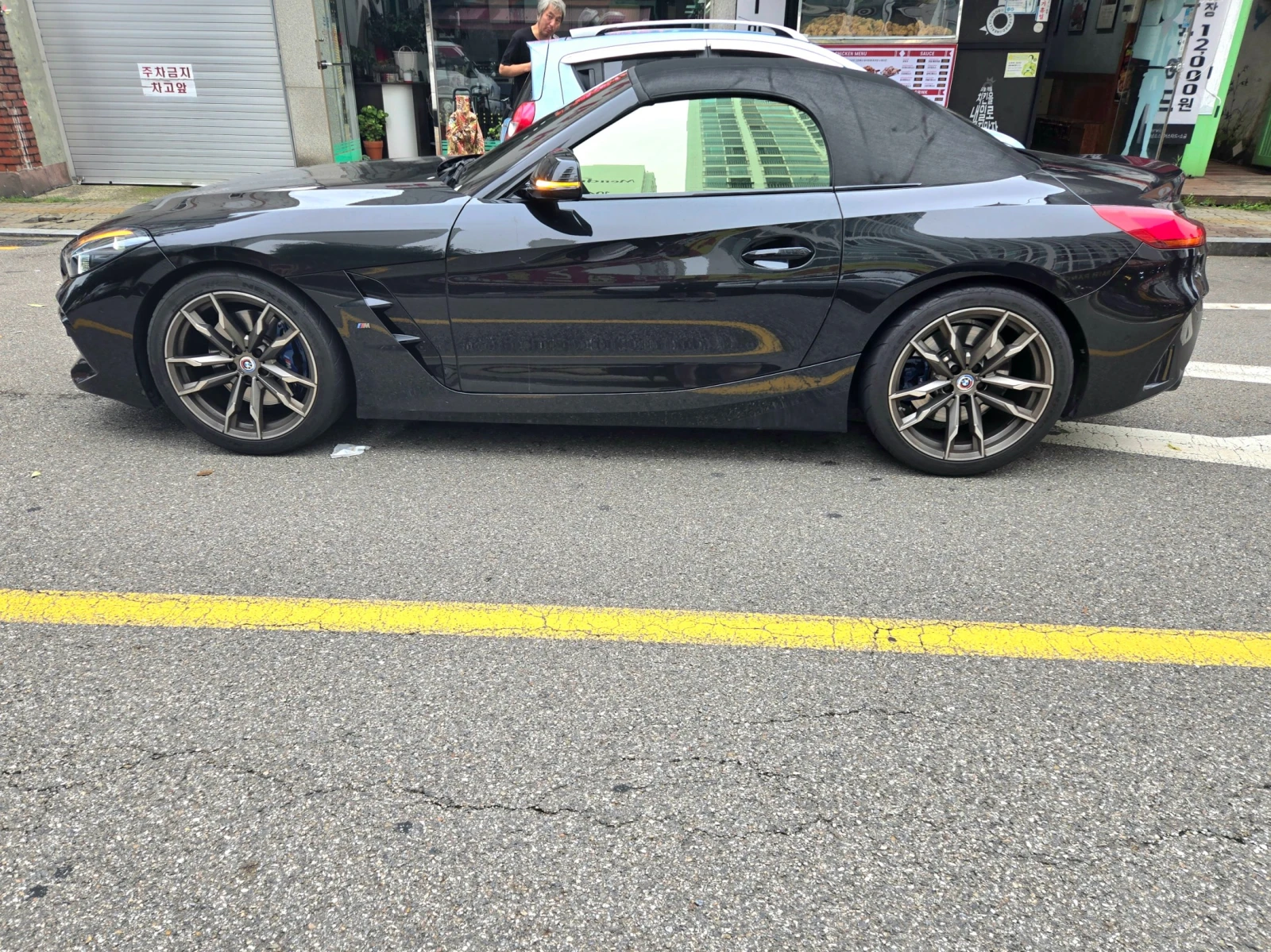 BMW Z4 M40i* HUD* BLIND SPOT* ПОДГРЕВ ВОЛАН* КРАЙНА ЦЕНА, снимка 5 - Автомобили и джипове - 55387663