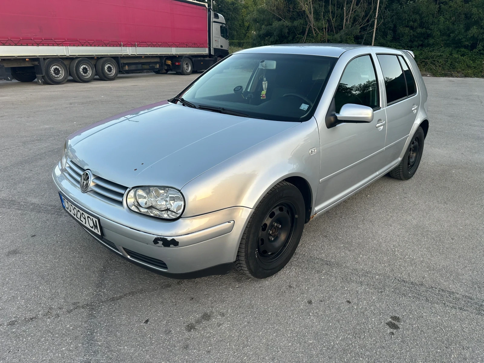 VW Golf 1.9 TDI , 90 к.с., снимка 7 - Автомобили и джипове - 55492420