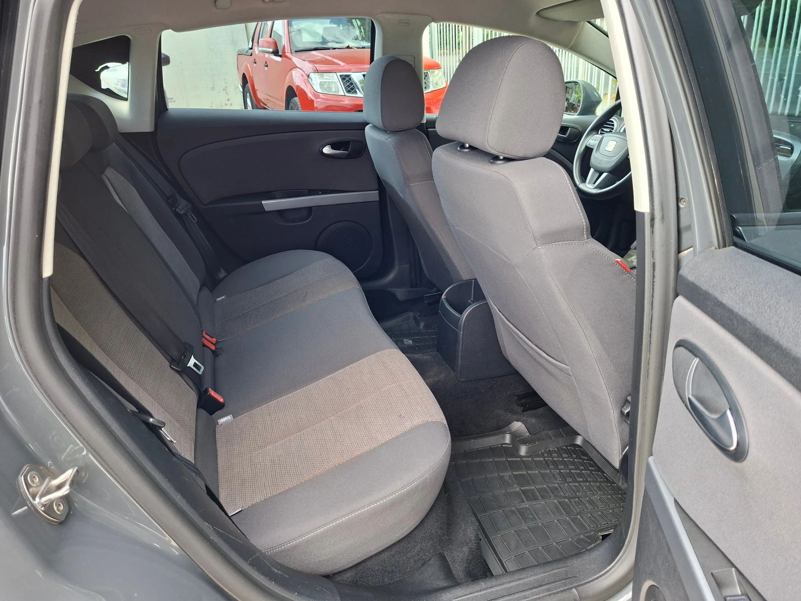 Seat Leon AVTOMAT/NAVI/CAMERA, снимка 13 - Автомобили и джипове - 55562715