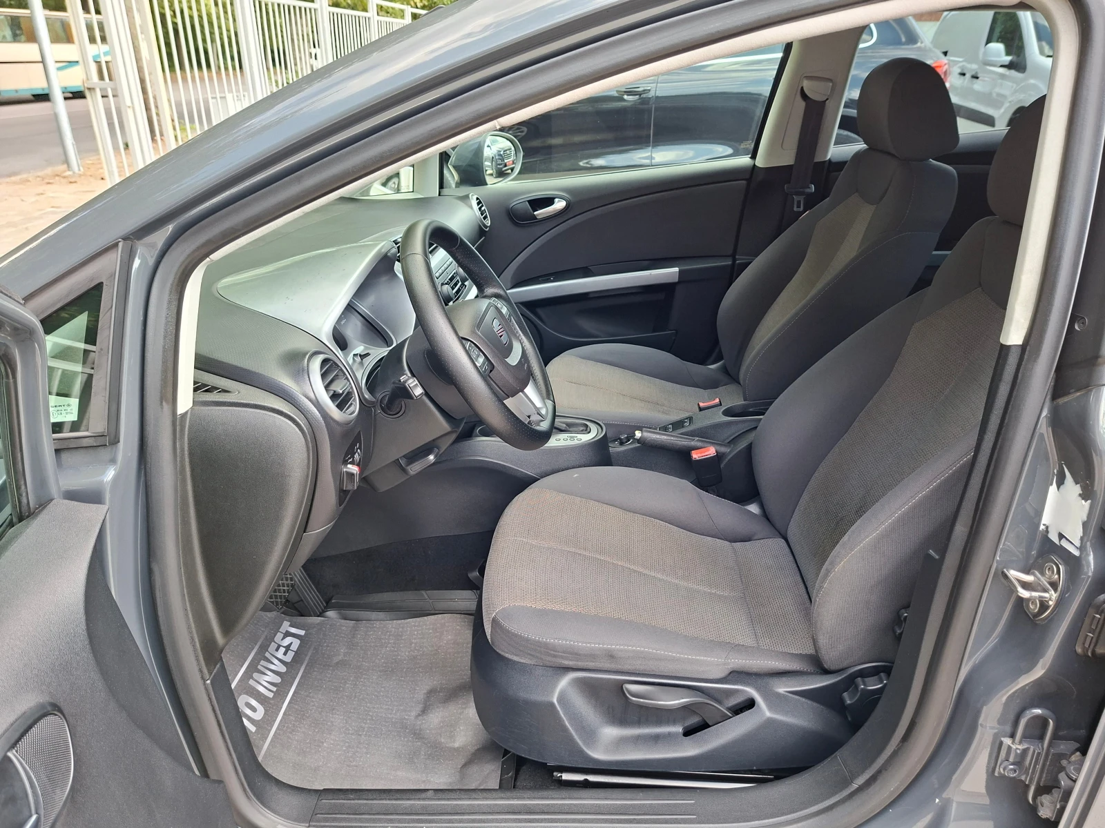 Seat Leon AVTOMAT/NAVI/CAMERA, снимка 9 - Автомобили и джипове - 55562715