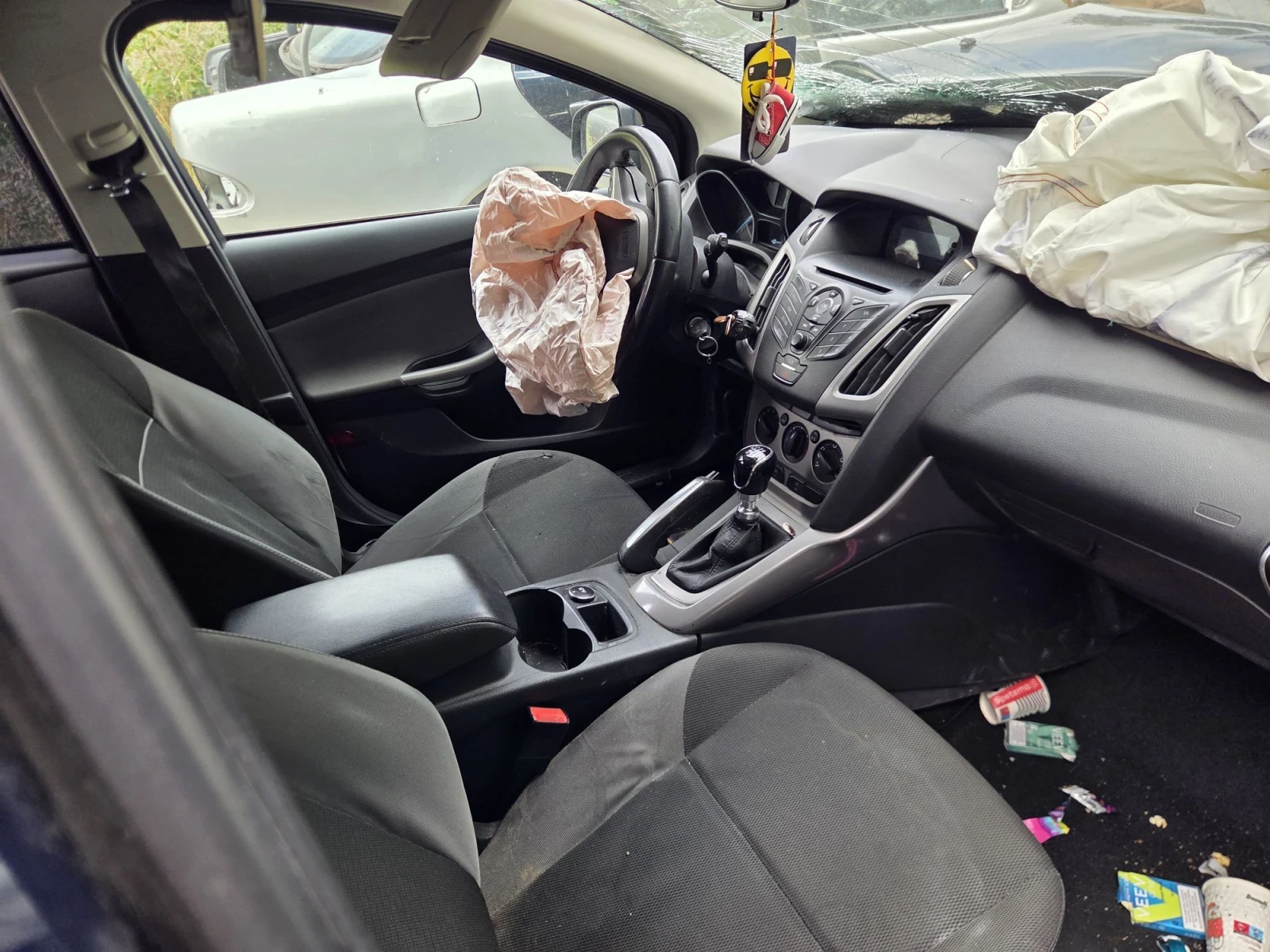 Ford Focus 1.6Hdi, снимка 9 - Автомобили и джипове - 55684224