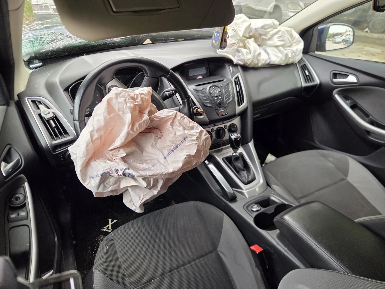 Ford Focus 1.6Hdi, снимка 6 - Автомобили и джипове - 55684224
