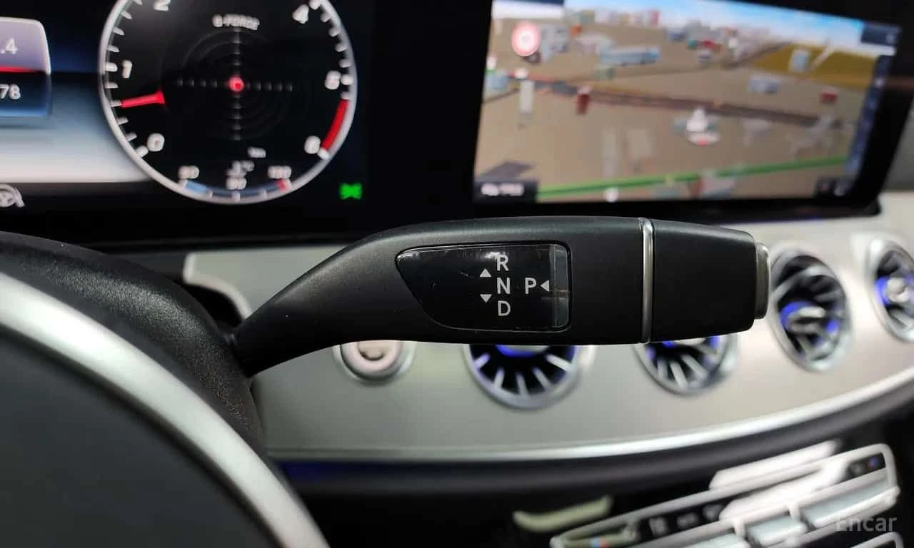 Mercedes-Benz CLS 400 d 4MATIC /ОБДУХВАНЕ/ШИБИДАХ/ДИСТРОНИК/360, снимка 9 - Автомобили и джипове - 55728777
