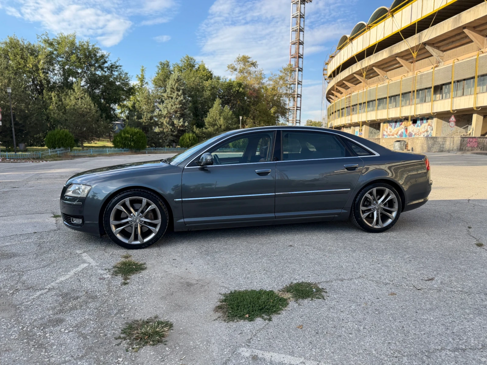 Audi A8, снимка 4 - Автомобили и джипове - 56341886