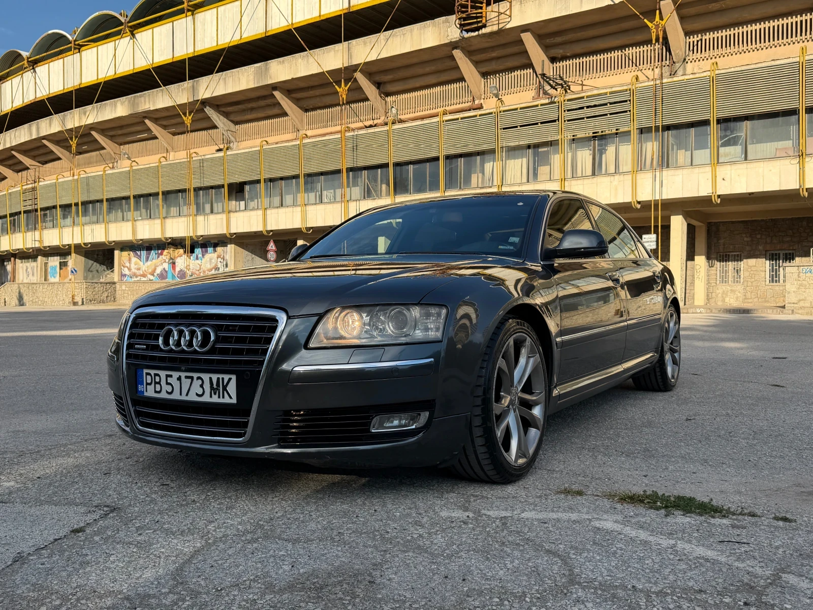 Audi A8