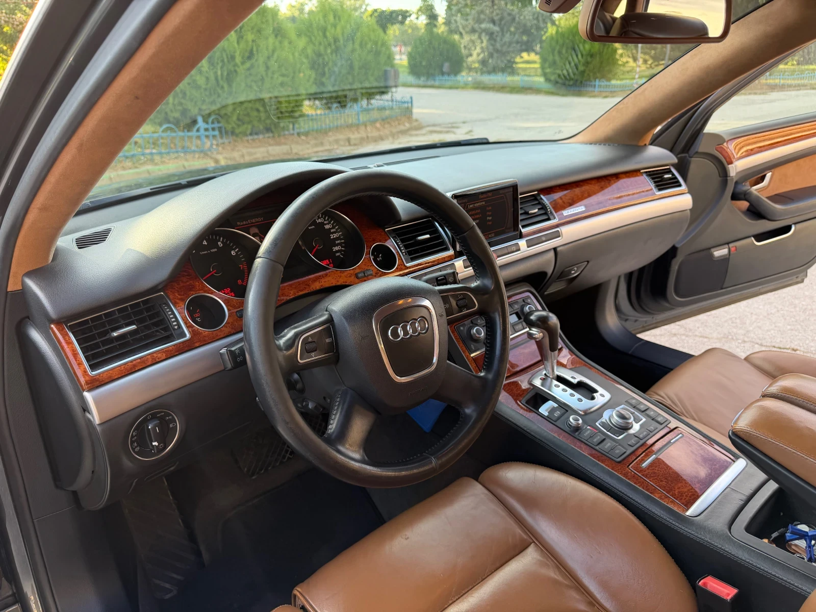 Audi A8, снимка 6 - Автомобили и джипове - 56341886