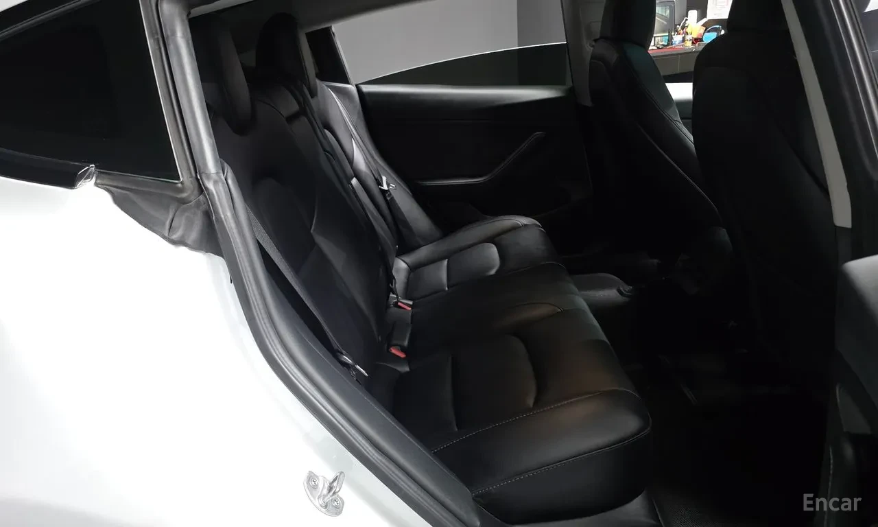 Tesla Model 3 LONG* ТЕРМОПОМПА* ПОДГРЕВ ОТЗАД И НА ВОЛАН, снимка 6 - Автомобили и джипове - 56007969