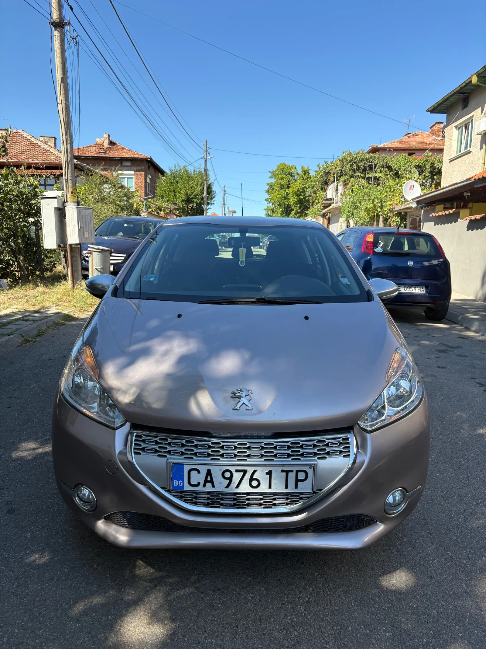 Peugeot 208 SILVER EDITION, снимка 4 - Автомобили и джипове - 56066297