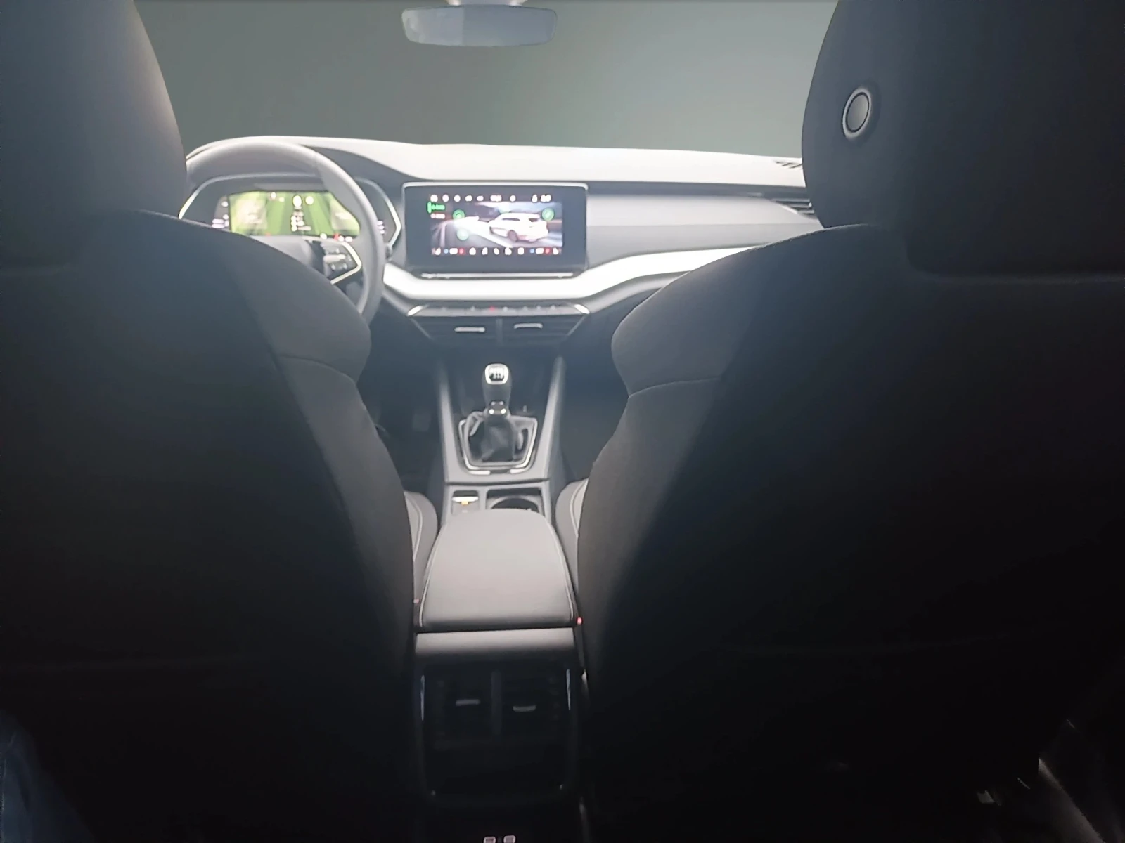 Skoda Octavia 1.5TSI / 6MT, снимка 11 - Автомобили и джипове - 56231079