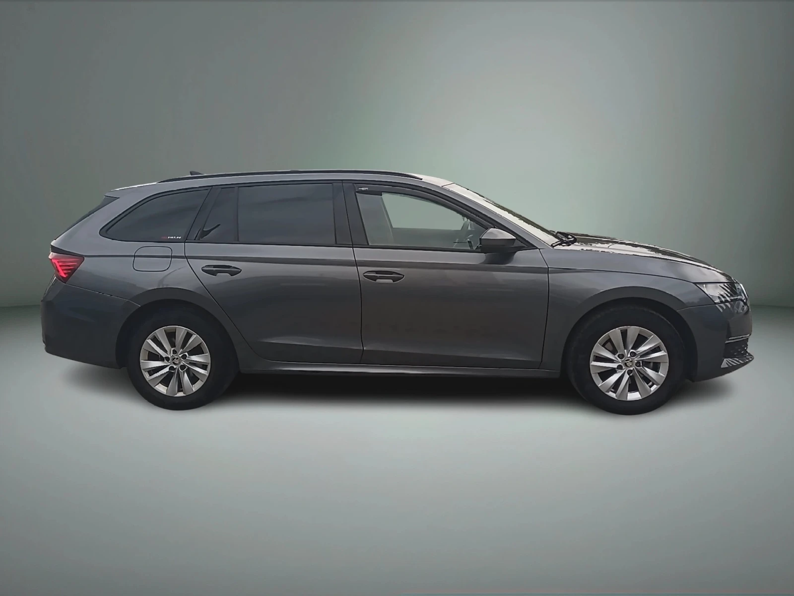 Skoda Octavia 1.5TSI / 6MT, снимка 6 - Автомобили и джипове - 56231079