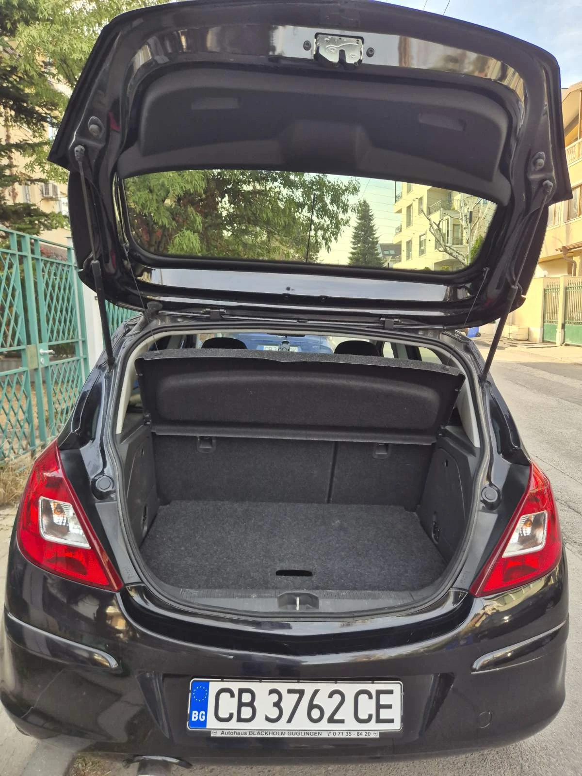 Opel Corsa, снимка 12 - Автомобили и джипове - 56452011