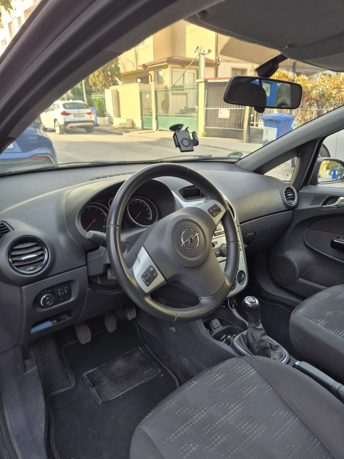 Opel Corsa, снимка 5 - Автомобили и джипове - 56452011