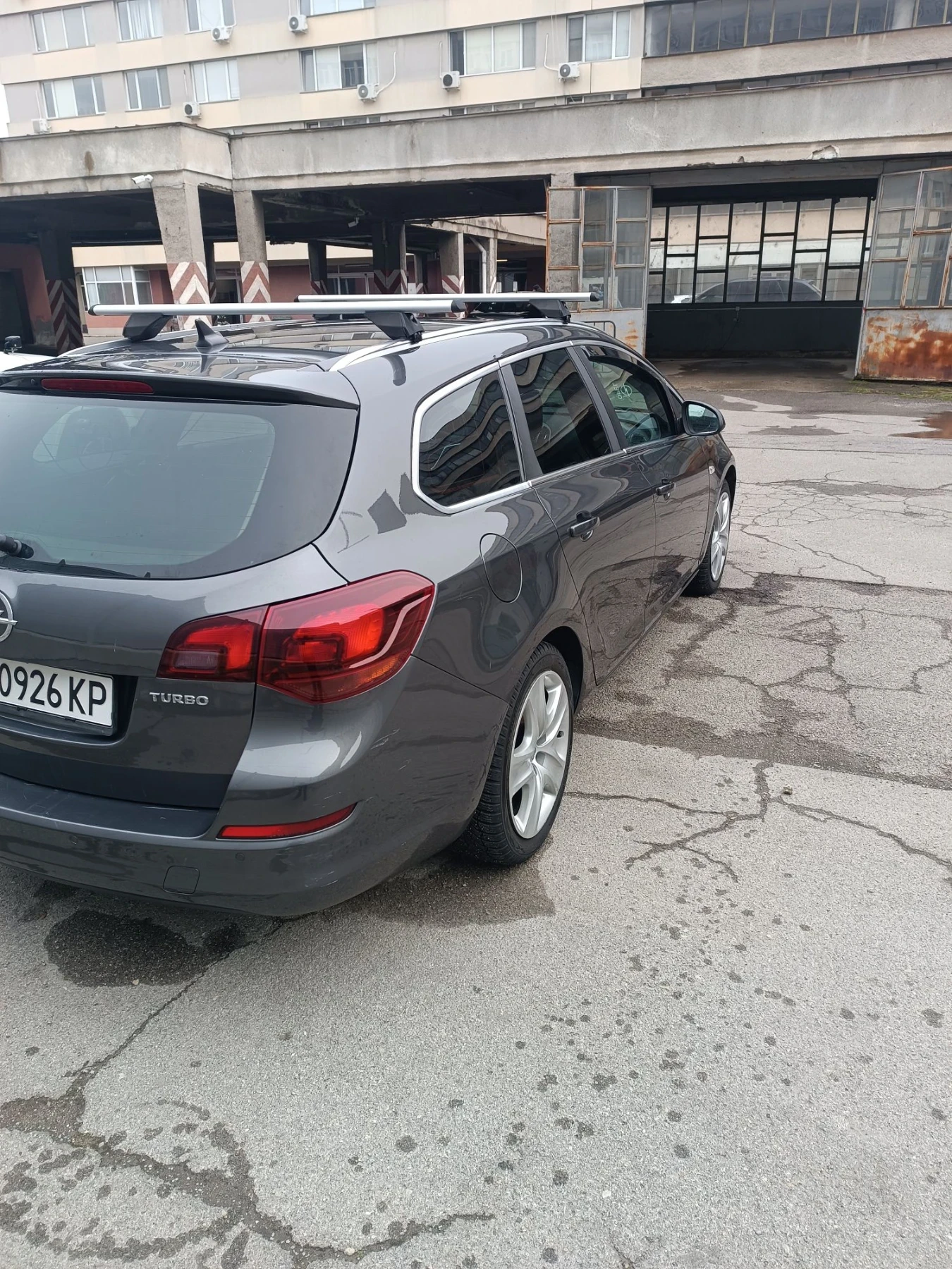Opel Astra 1.4 бензин / газ, снимка 10 - Автомобили и джипове - 56707928