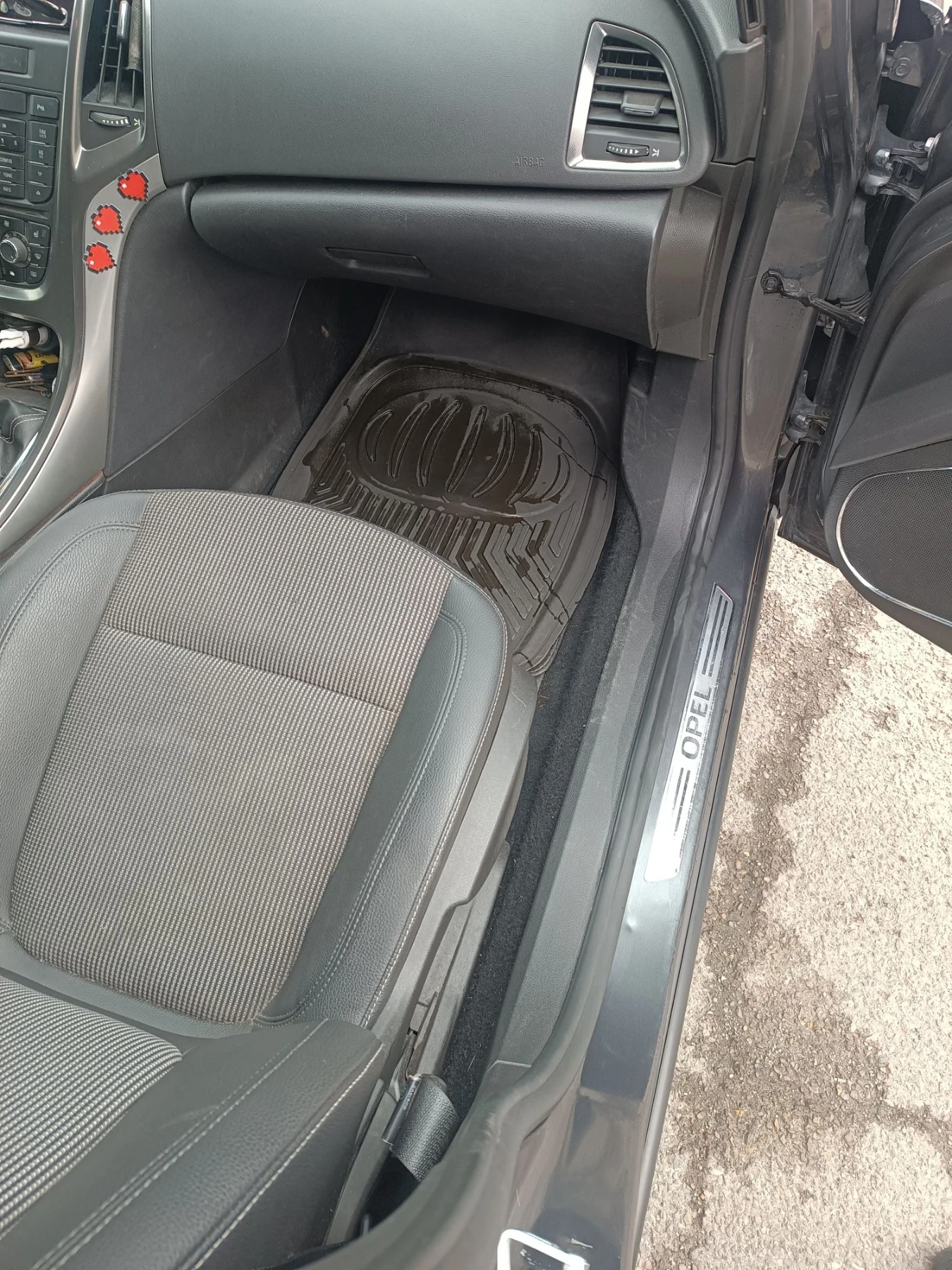 Opel Astra 1.4 бензин / газ, снимка 7 - Автомобили и джипове - 56707928