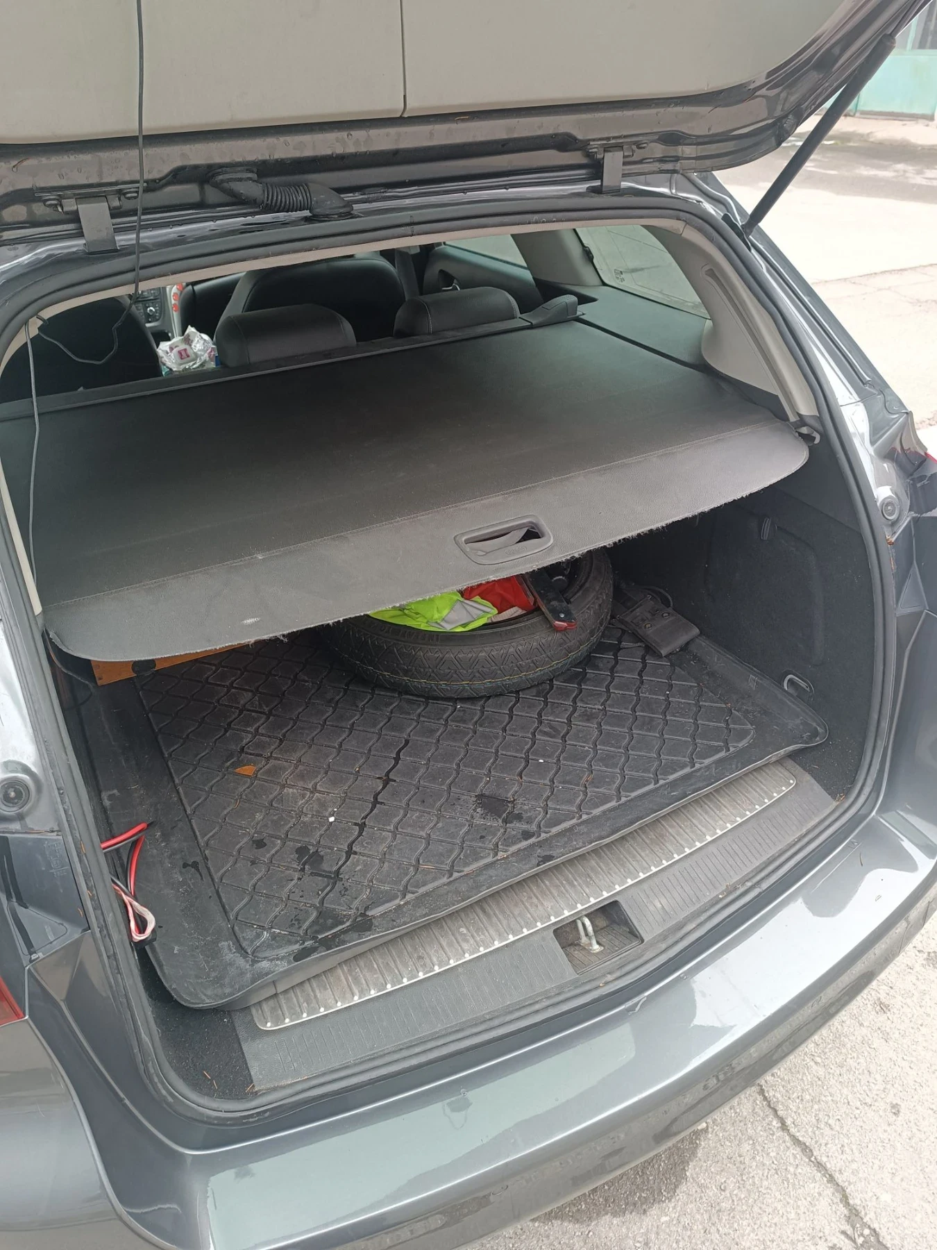 Opel Astra 1.4 бензин / газ, снимка 9 - Автомобили и джипове - 56707928
