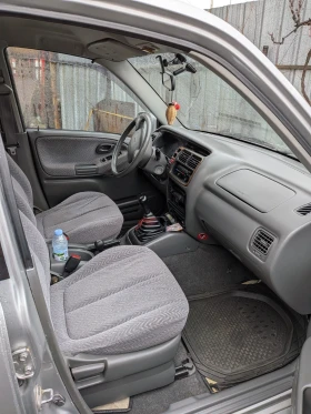 Suzuki Grand vitara Повреда в двигателя! 2.5 v6 144 к.с, снимка 2