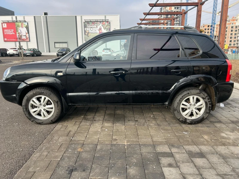 Hyundai Tucson, снимка 5 - Автомобили и джипове - 49315953