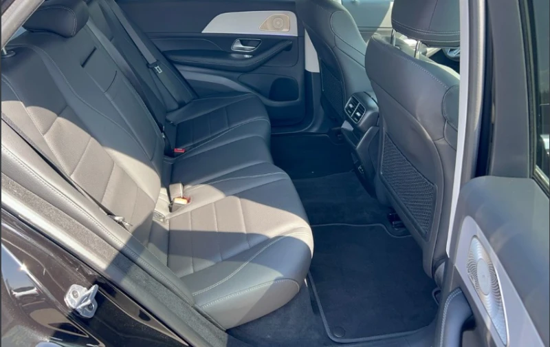 Mercedes-Benz GLE 300d AMG Line 4Matic, снимка 11 - Автомобили и джипове - 51888534