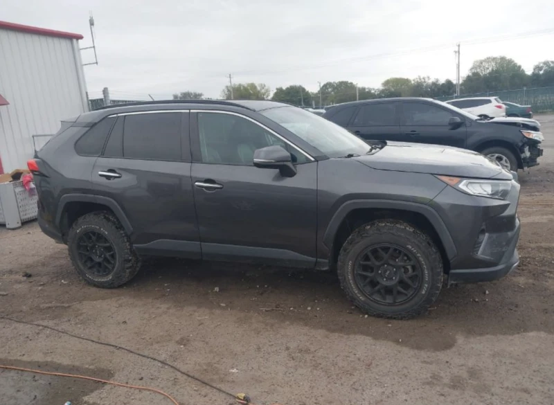 Toyota Rav4 LIMITED, снимка 5 - Автомобили и джипове - 52749712