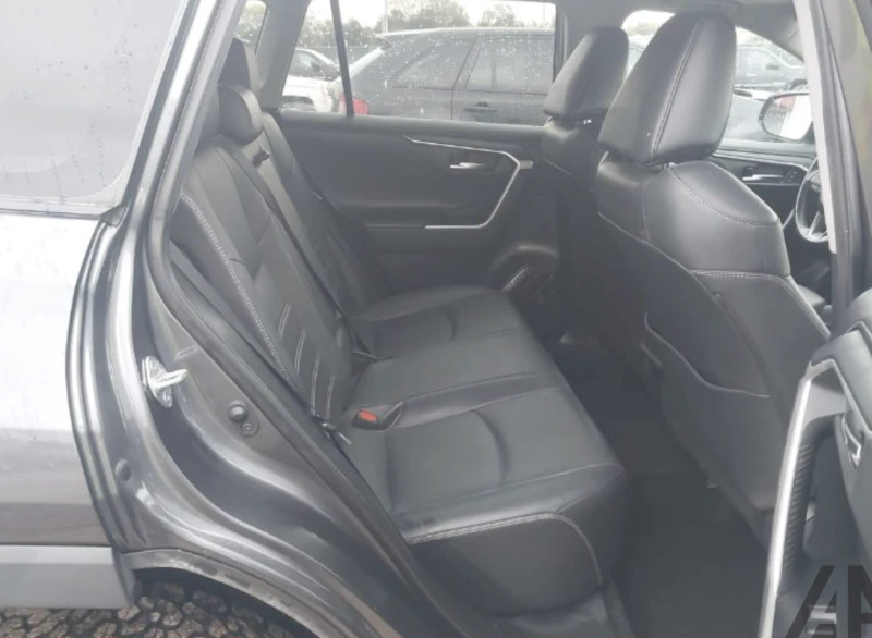 Toyota Rav4 LIMITED, снимка 8 - Автомобили и джипове - 52749712