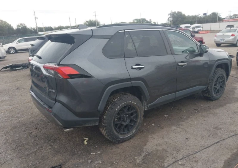 Toyota Rav4 LIMITED, снимка 2 - Автомобили и джипове - 52749712