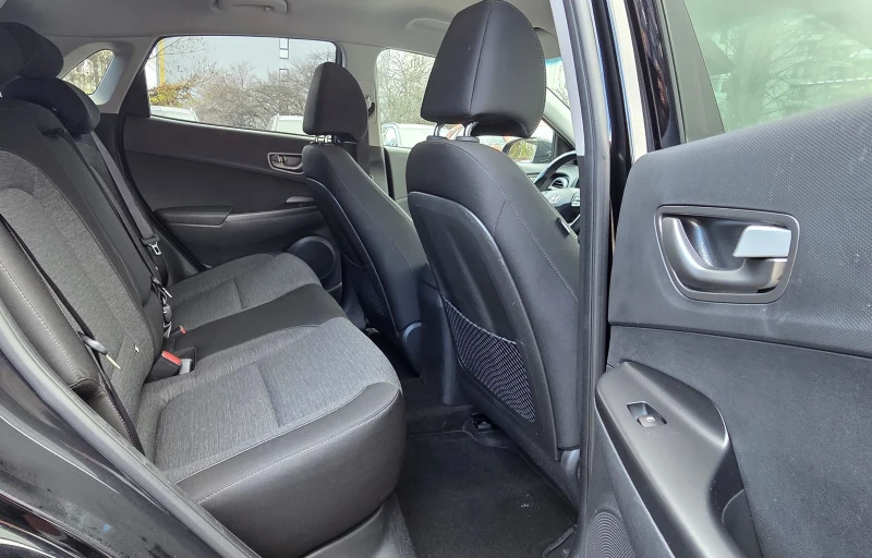 Hyundai Kona 64KWh/Blue Link/SOH96%, снимка 7 - Автомобили и джипове - 53461643