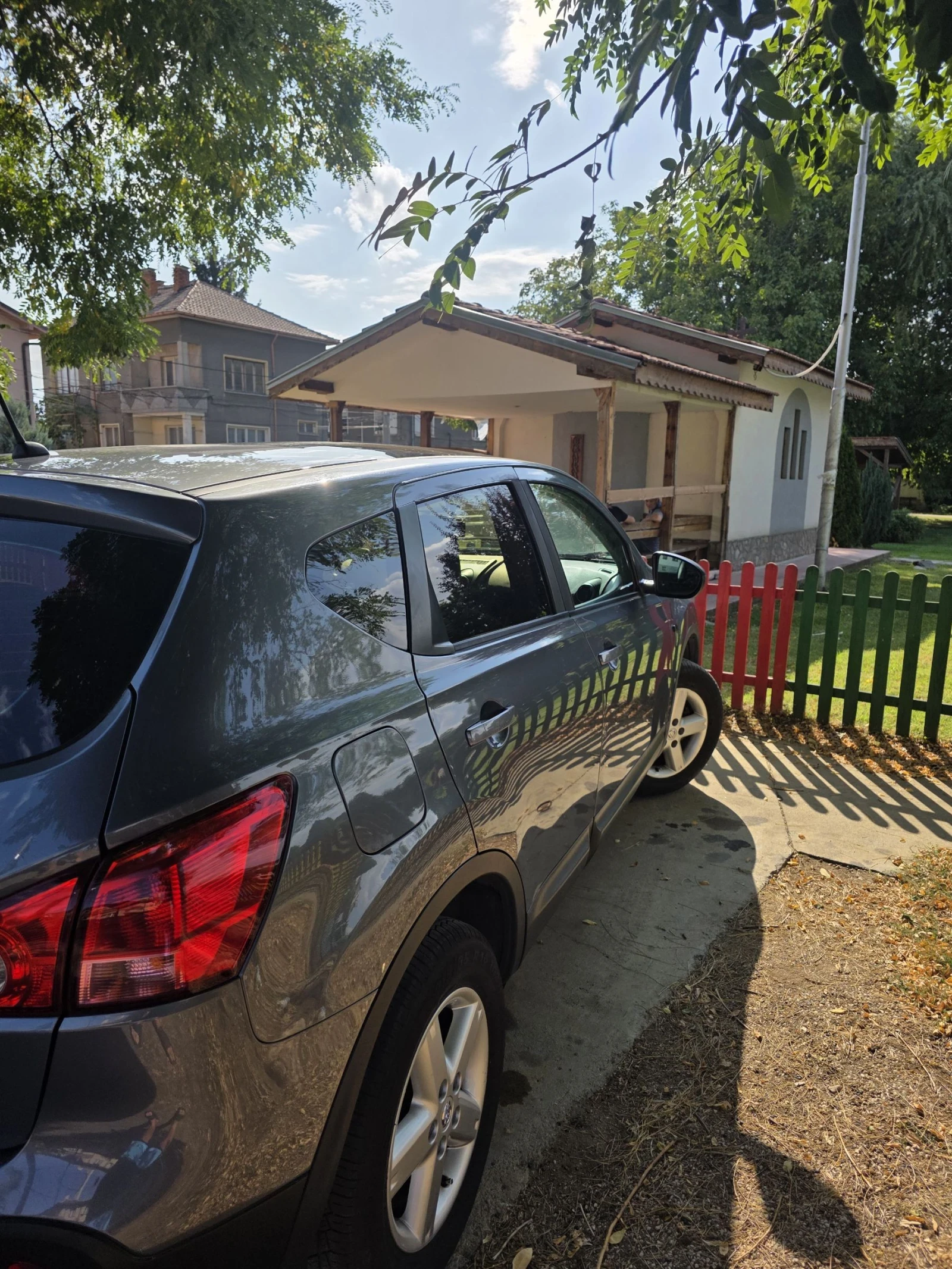 Nissan Qashqai 2.0 DCi - изображение 2