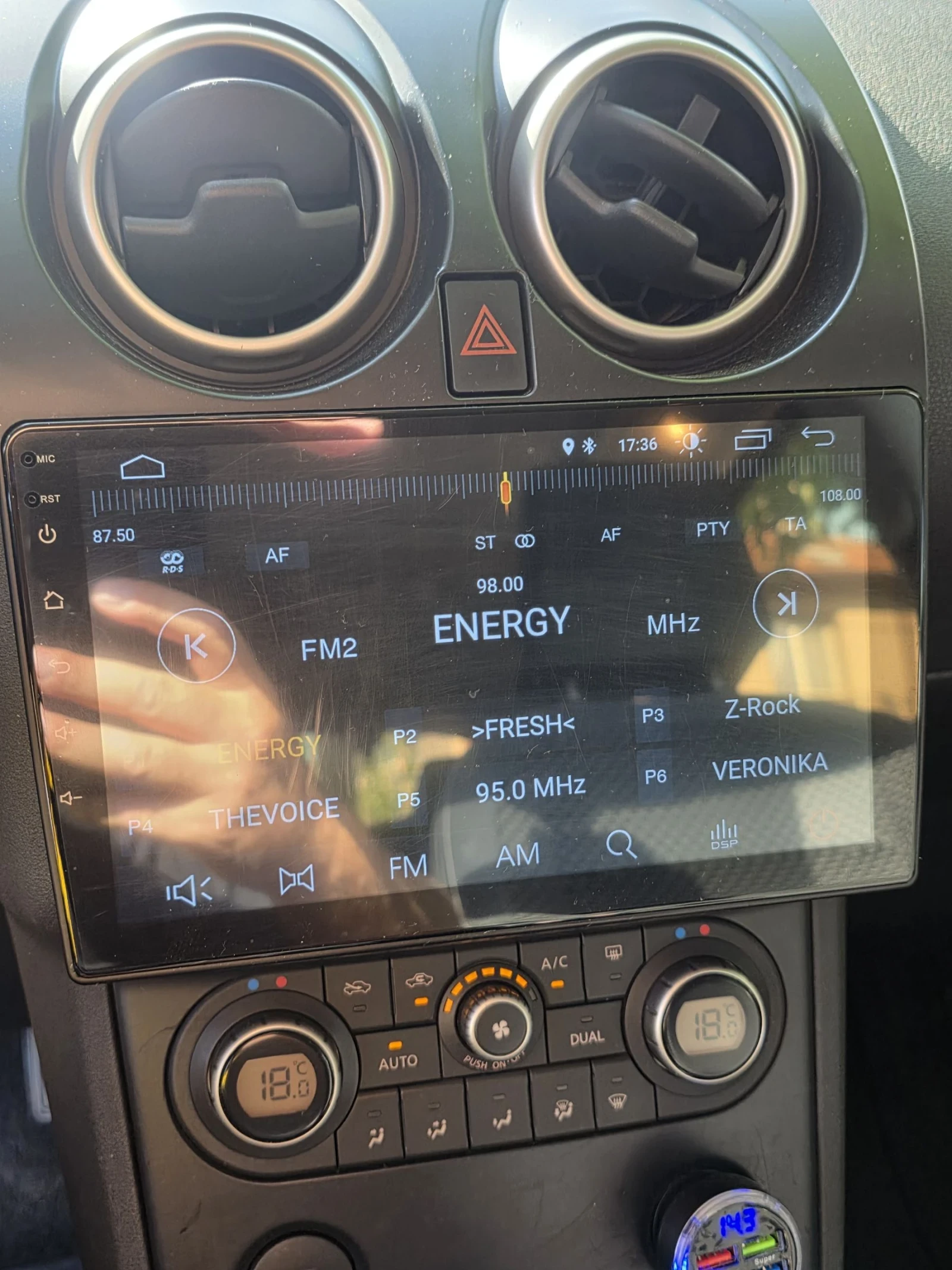 Nissan Qashqai 2.0 DCi - изображение 10