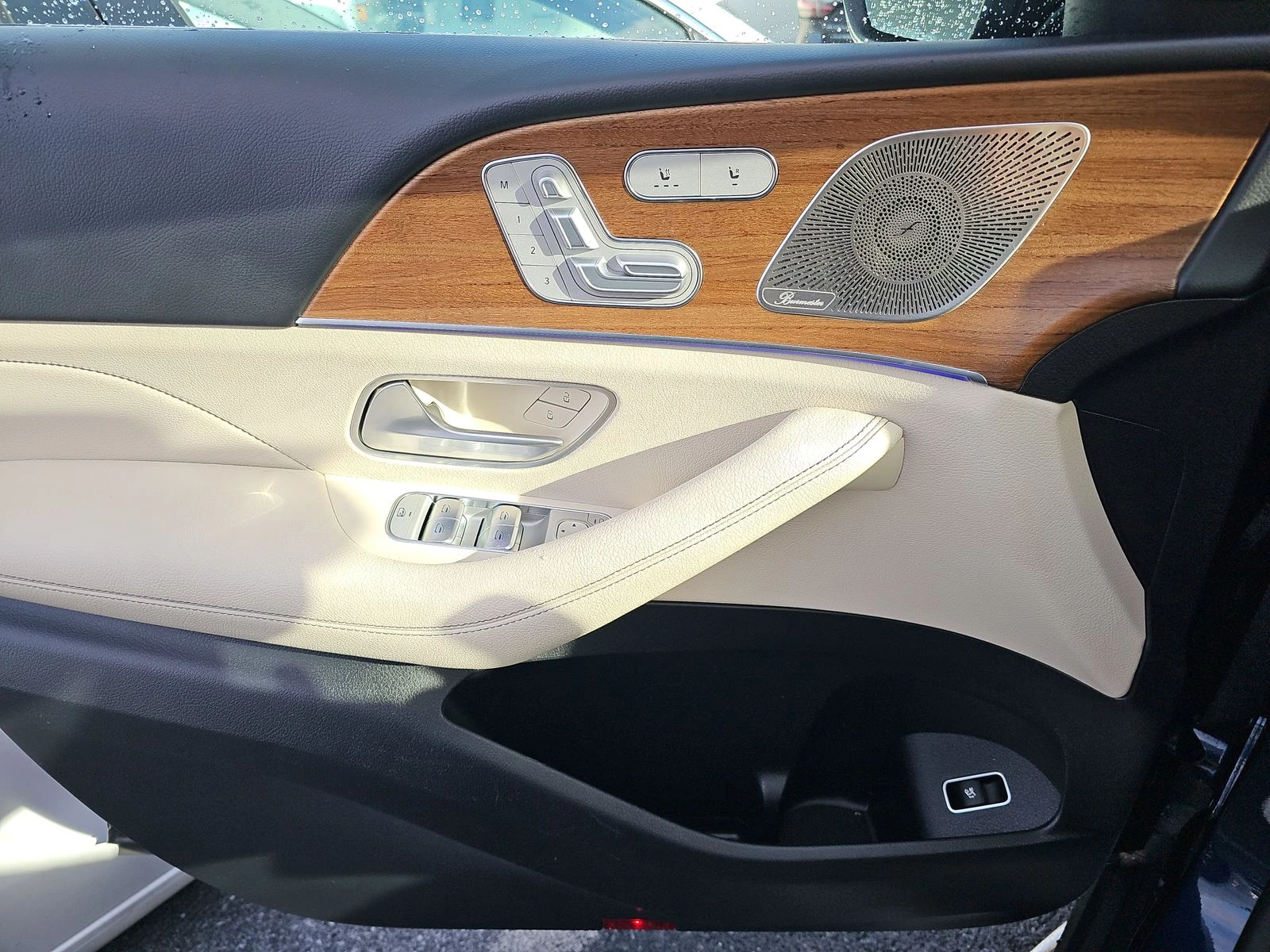 Mercedes-Benz GLE 350 4MATIC* AMG PACK* BURMESTER* PANO* DIGITAL*  | Mobile.bg — изображение 11