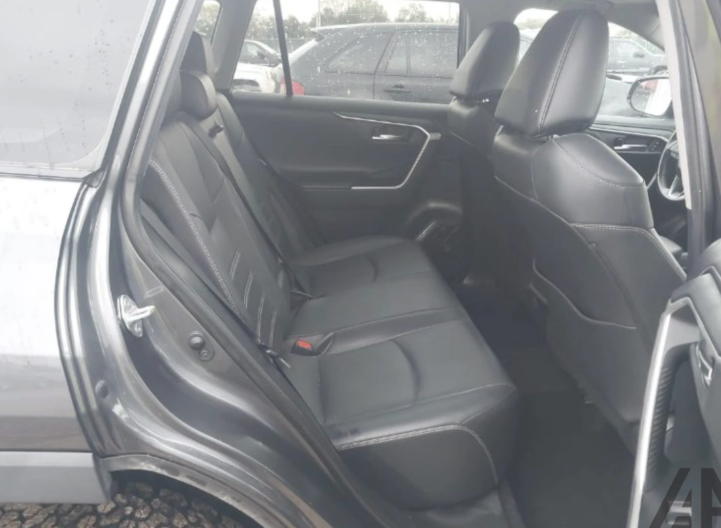 Toyota Rav4 LIMITED - изображение 8