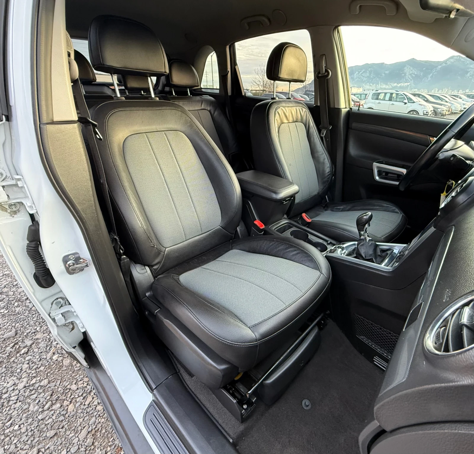 Opel Antara 2.4i 167�.� * ���* * 4�4* * ������*  | Mobile.bg � ����������� 13